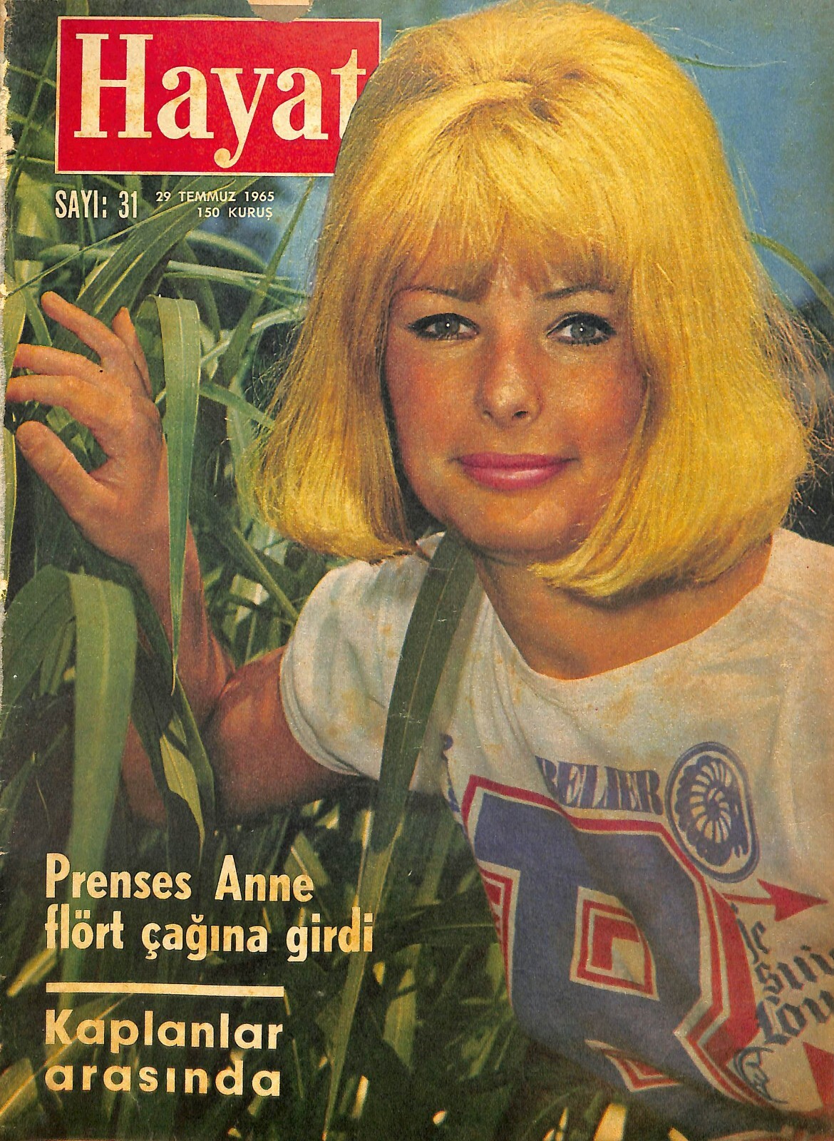 Vivi Bach Turkish Magazine July 29, 1965