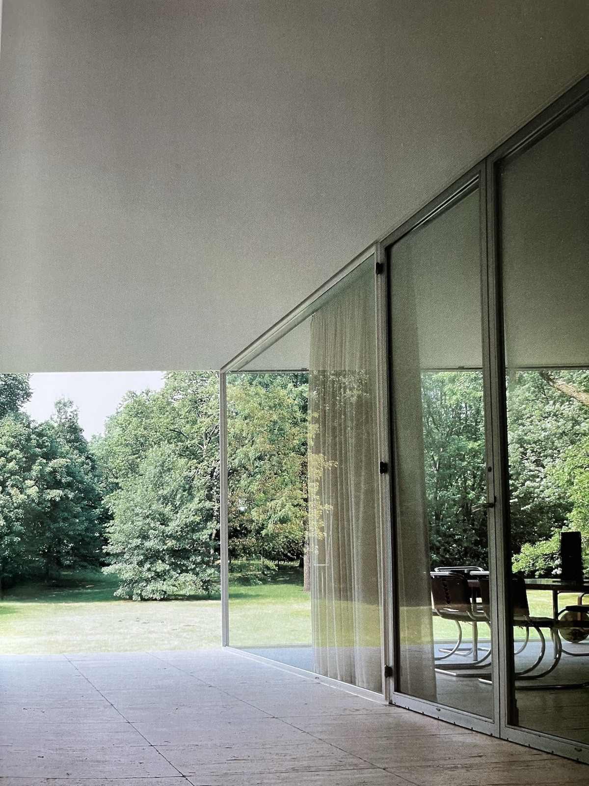 a+u, Visions of the Real:Modern Houses in the 20th Century,II
