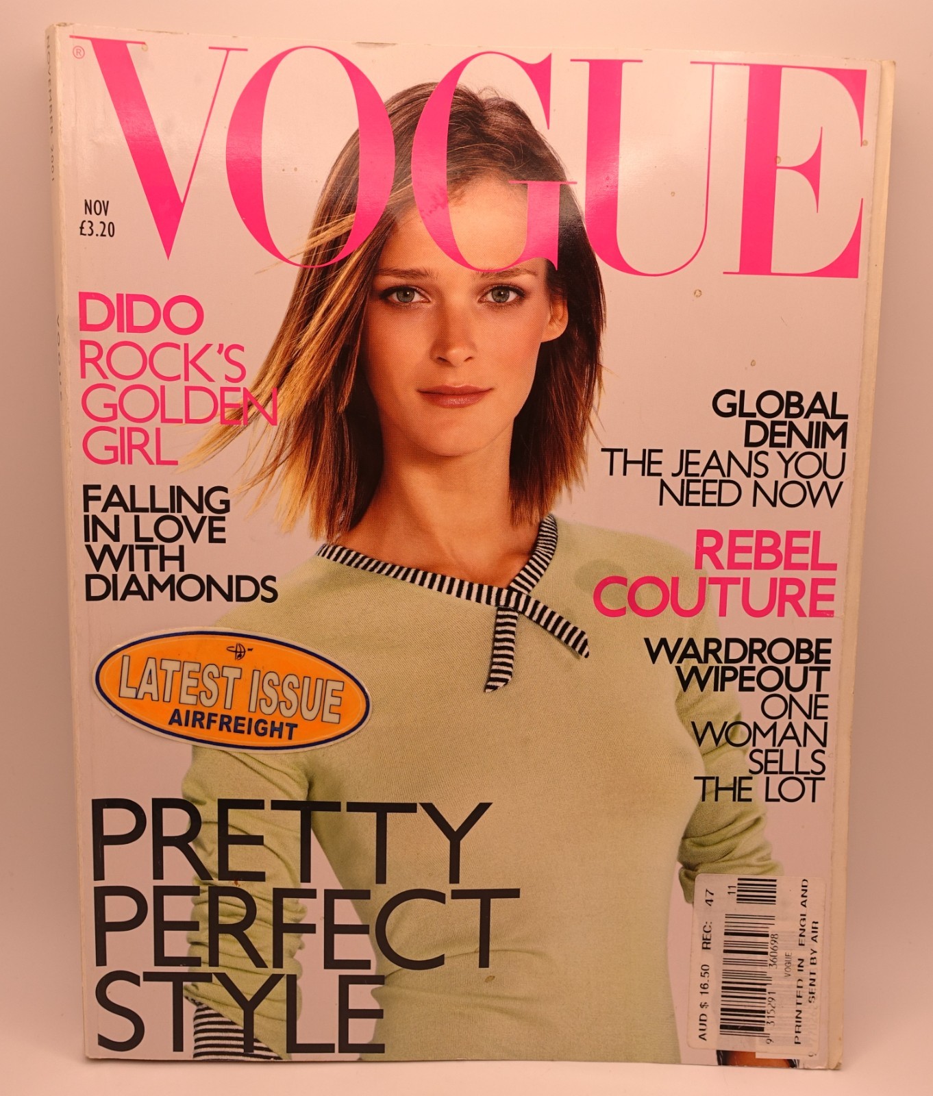 British Vogue Magazine November 2001 Carmen Kass Dido Charlotte Gainsbourg
