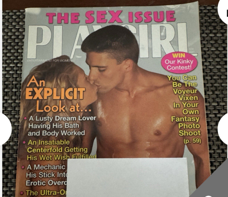 Playgirl February 2001 Women & Gay Interest-Voyeur Vixen, Lusty Dream Lover