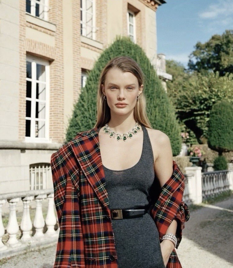 vogue Turkey November 2023 Kris Grikaite, Lulu Wood, Tuvana Türkay, Hakan Kurtaş