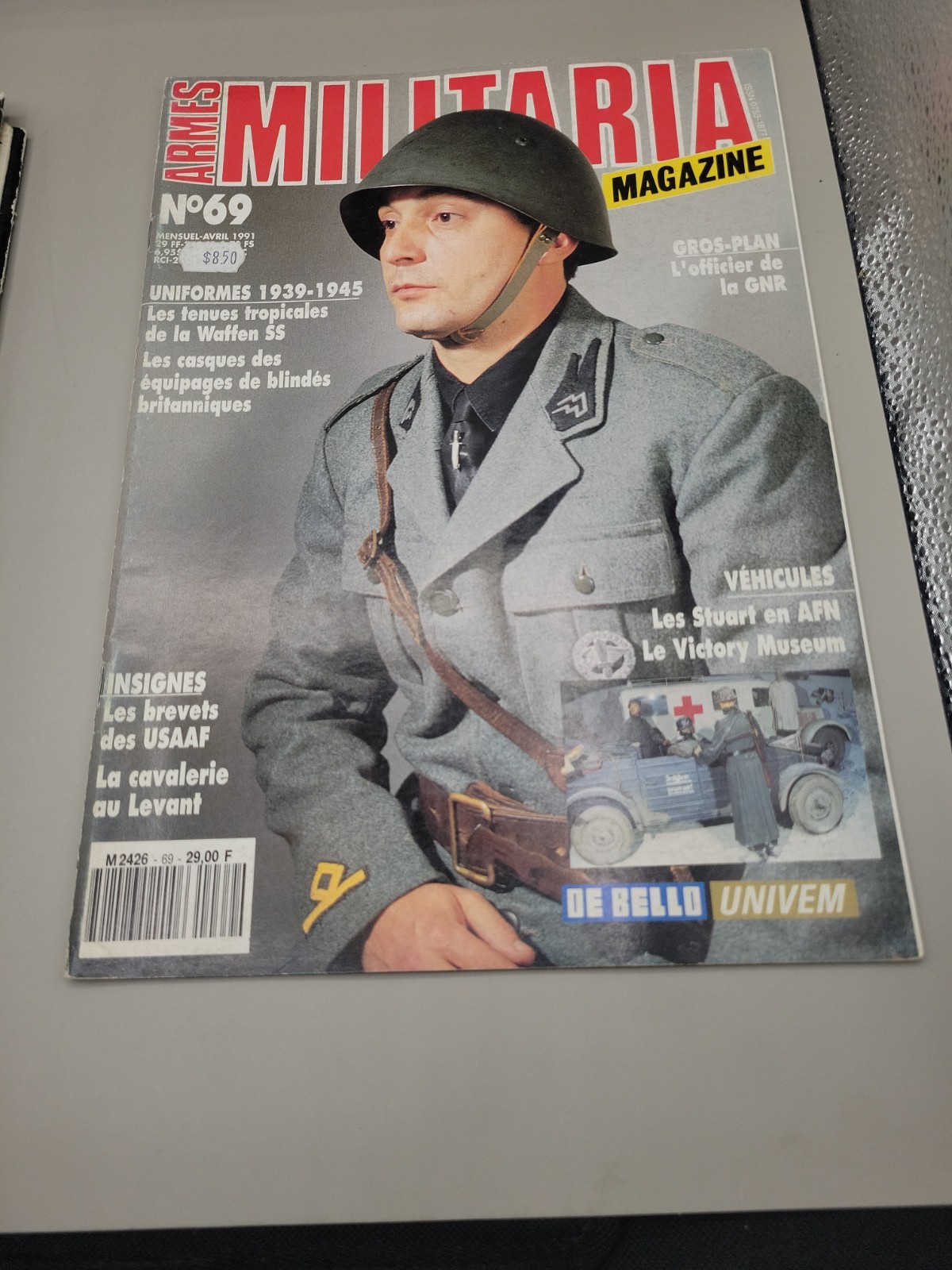 Lot Of 8 VTG French Militaria Magazines. 1990-1991 #61-62-63-64-65-66-67-69