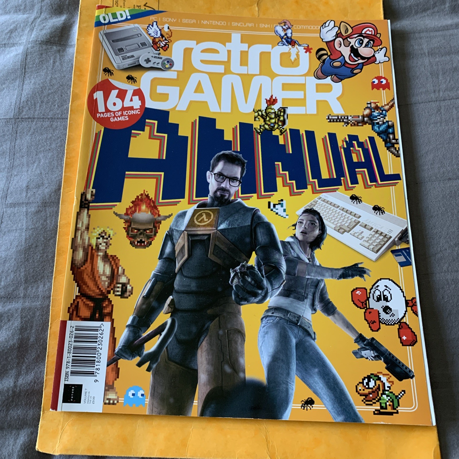 NEW RETRO GAMER ANNUAL Number VOL 7 BOOKAZINES PB FUTURE PUBLISHING VERY RARE