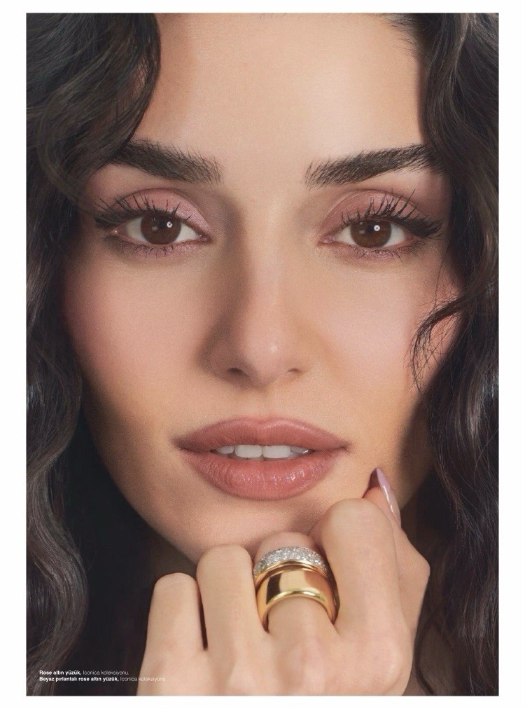 Harper’s Bazaar Turkey March 2026 Deva Cassel – Hande Erçel – Gamze Erçel