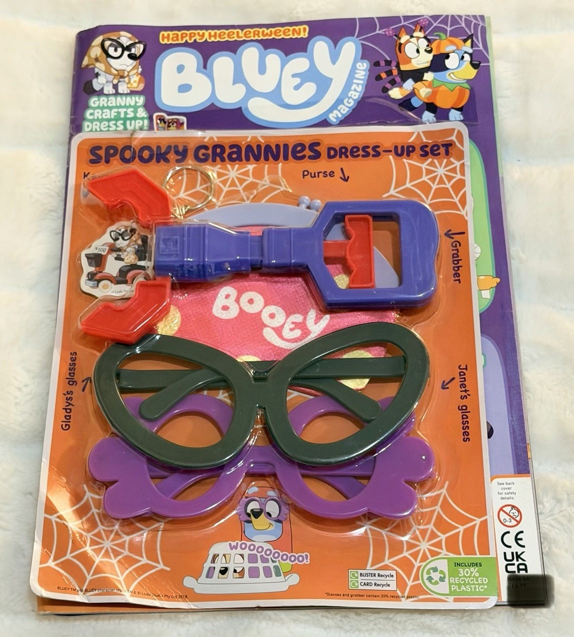 Bluey Magazine Spooky Grannies Dress Up Set issue #46