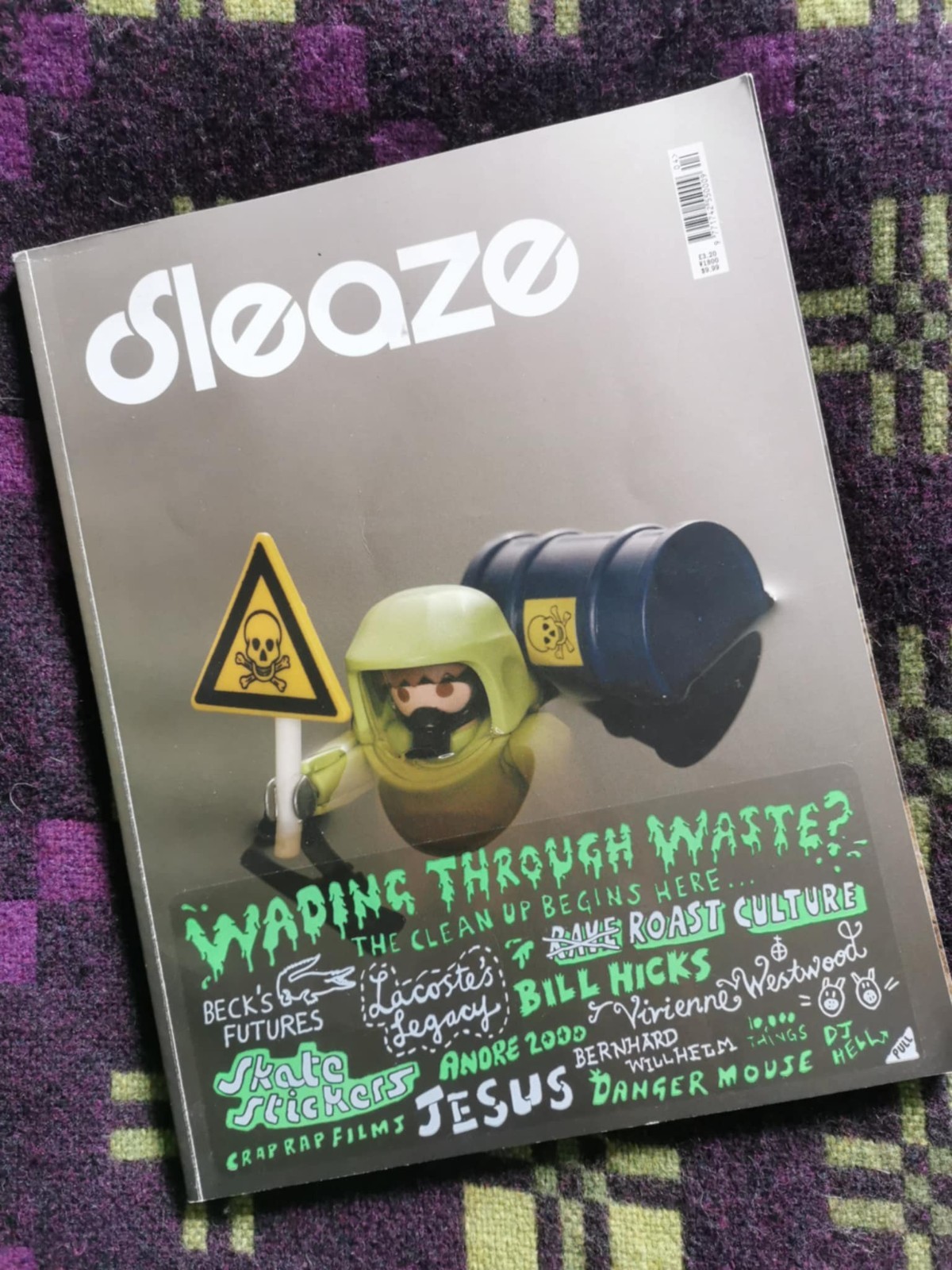 Sleaze Sleazenation Magazine – April 2004 – art music fashion