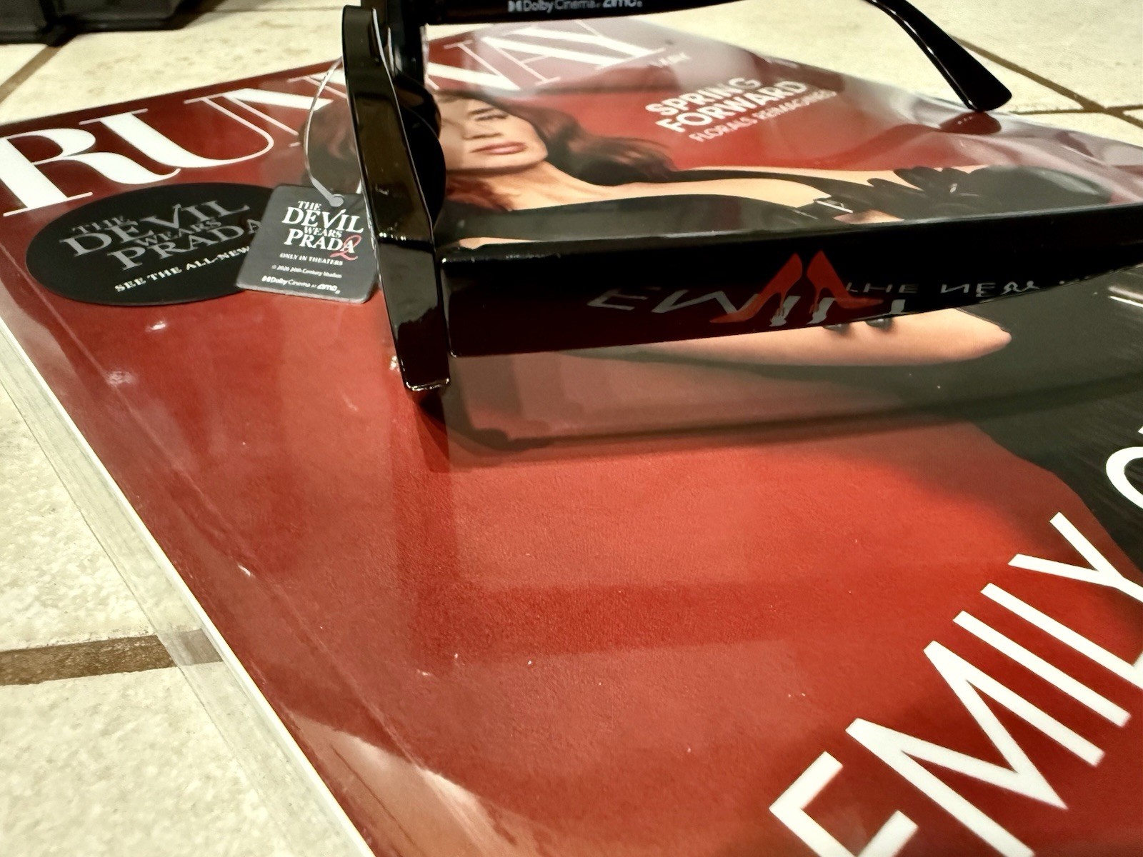 The Devil Wears Prada 2-RUNWAY MAGAZINE & GLASSES-AMC DOLBY Lmtd Edition PROMO