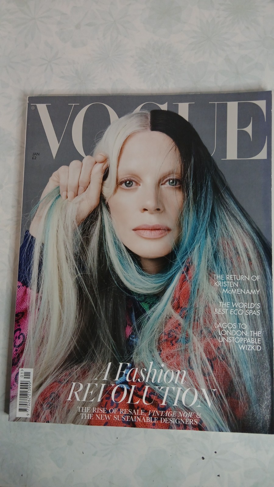 British Vogue UK Magazine January 2022 Kristen McMenamy Cover VG Condition