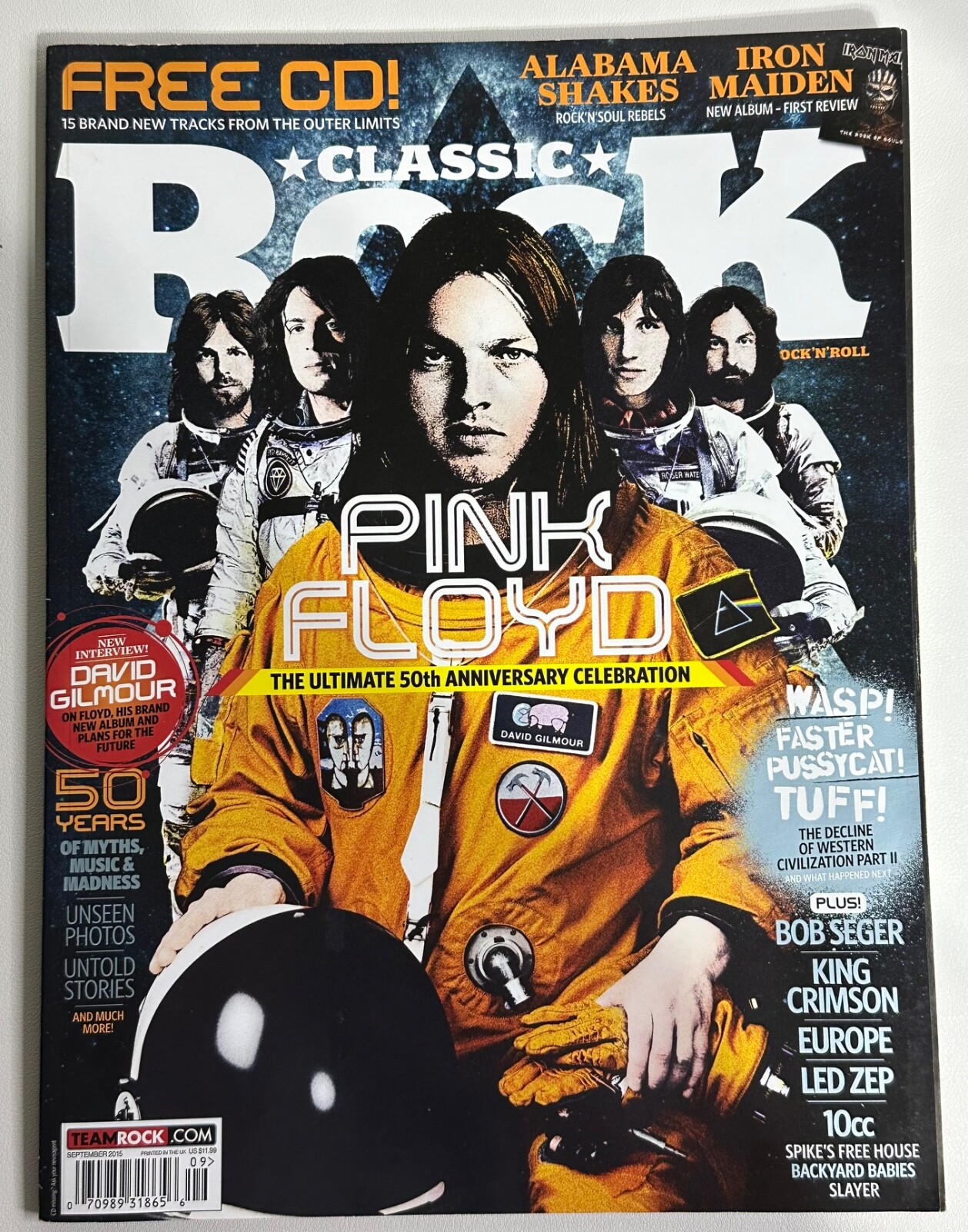 CLASSIC ROCK MAGAZINE # 214 PINK FLOYD 9/2015 SPACE SUITS IRON MAIDEN GILMOUR