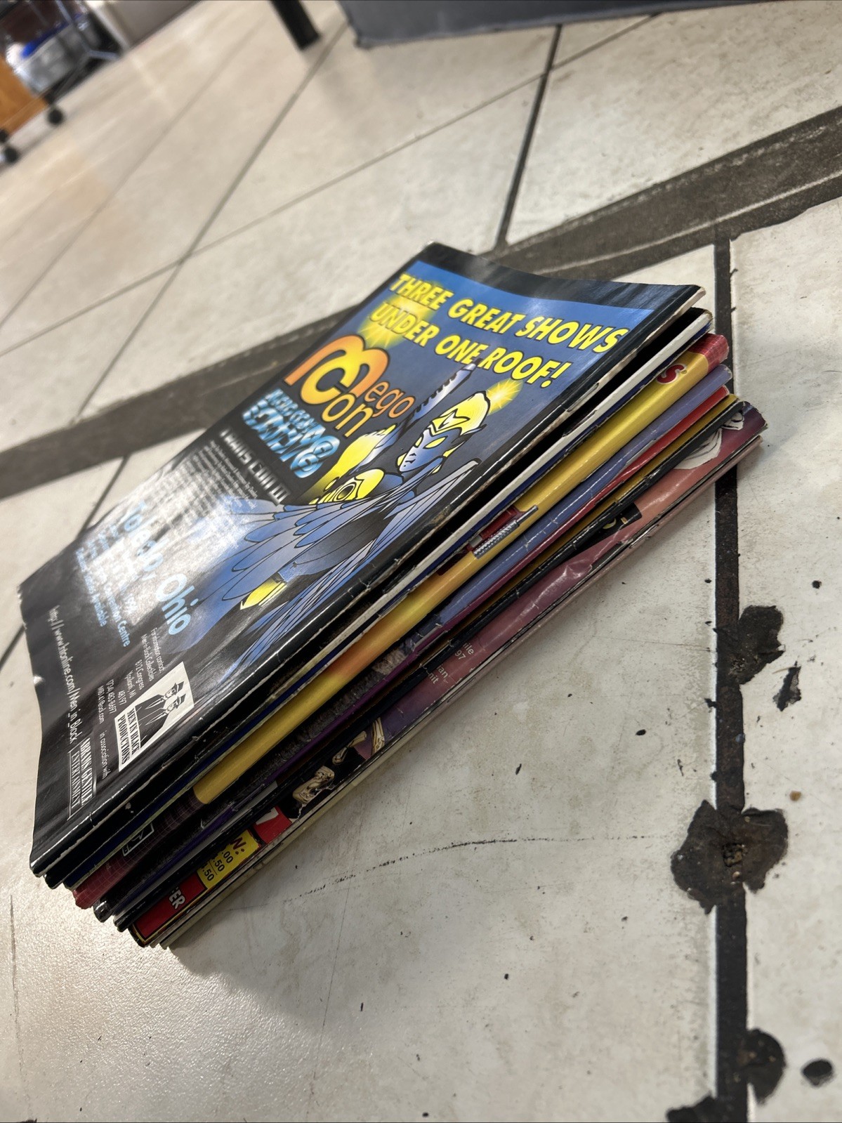 Lee’s Toy Review Magazine Lot 60 62 70 75TH ISSUE 85 87 94 96 97 105 & 118