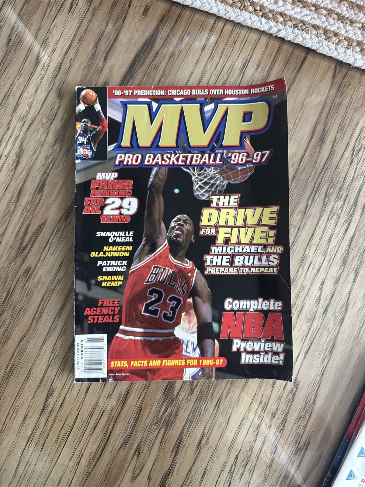 MVP PRO BASKETBALL 96-97 (MICHAEL JORDAN)