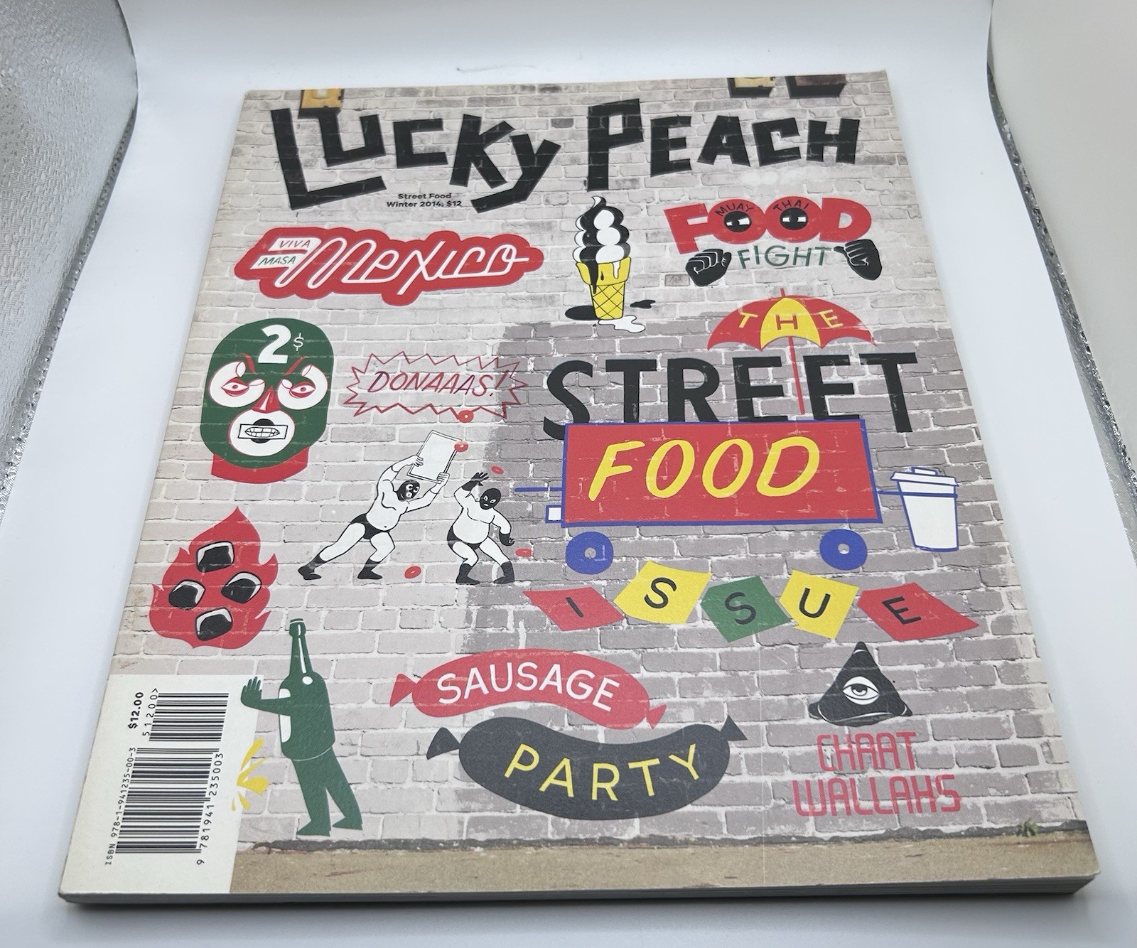 LUCKY PEACH ISSUE #10: THE STREET FOOD Winter 2014 David Chang READ