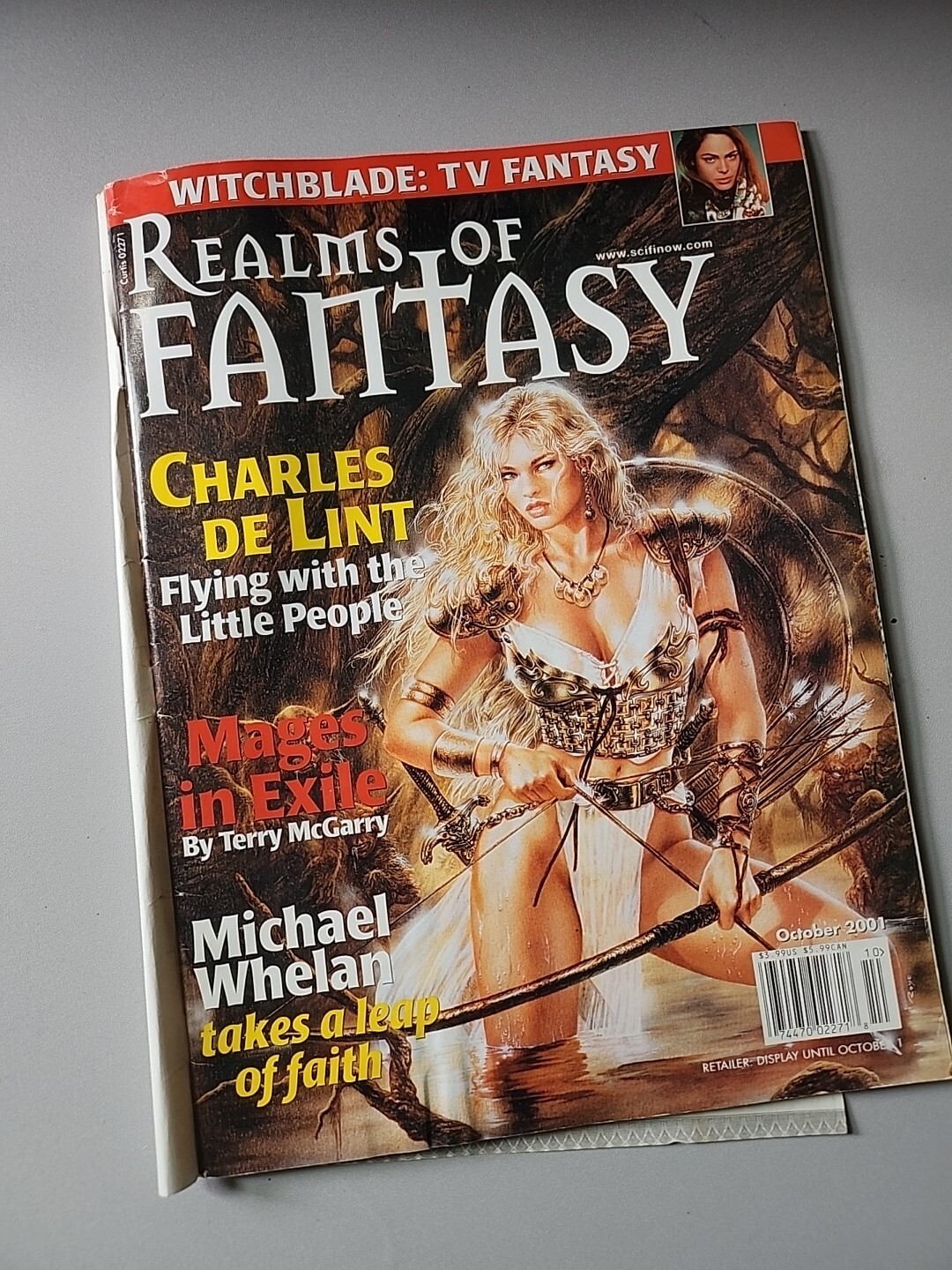Realms of Fantasy Oct 2001 Witchblade, Mages in Exile Charles De Lint