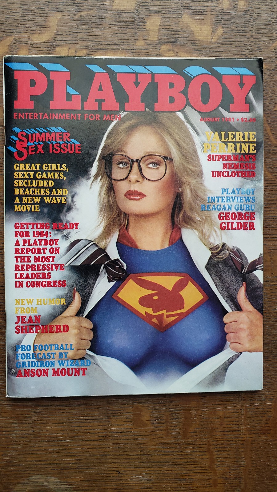PLAYBOY August 1981 Superwoman Valerie Perrine and Anson Mount football