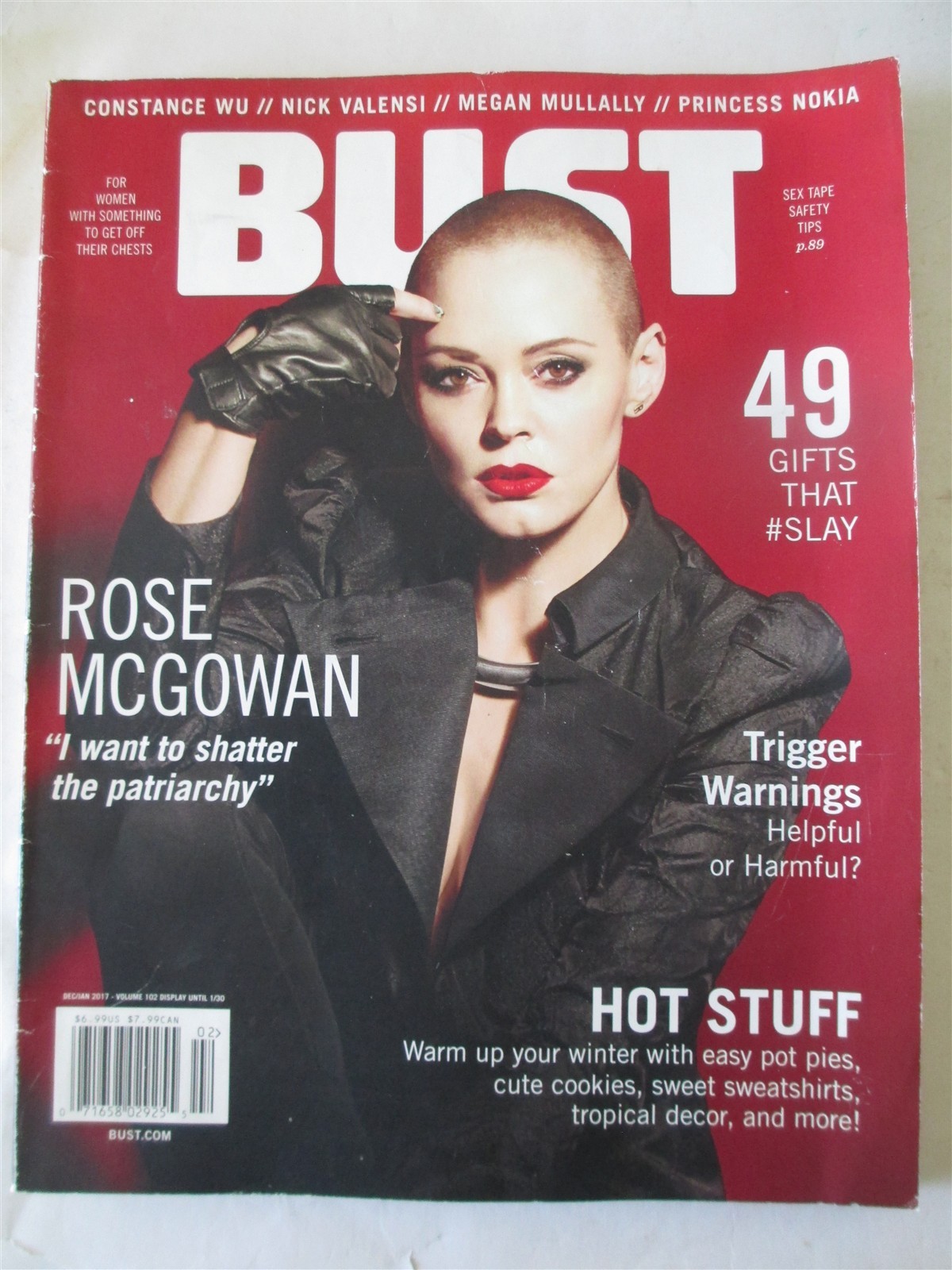 Bust lot of 8 magazines
