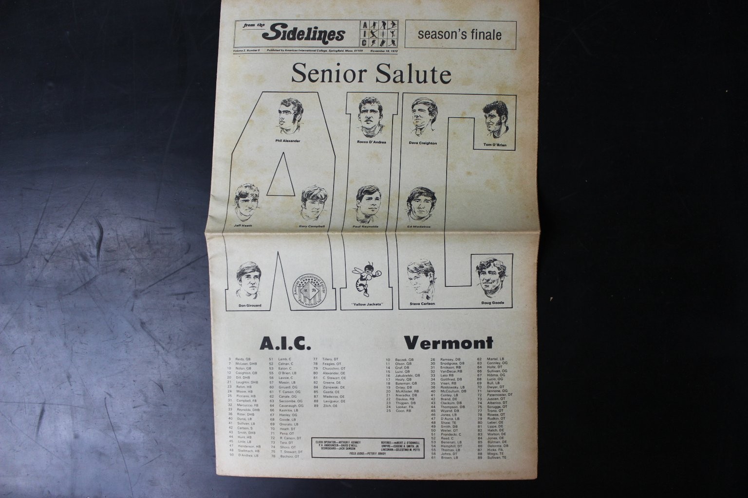 Sidelines Magazine November 1973 AIC Senior Salute College Sports Program