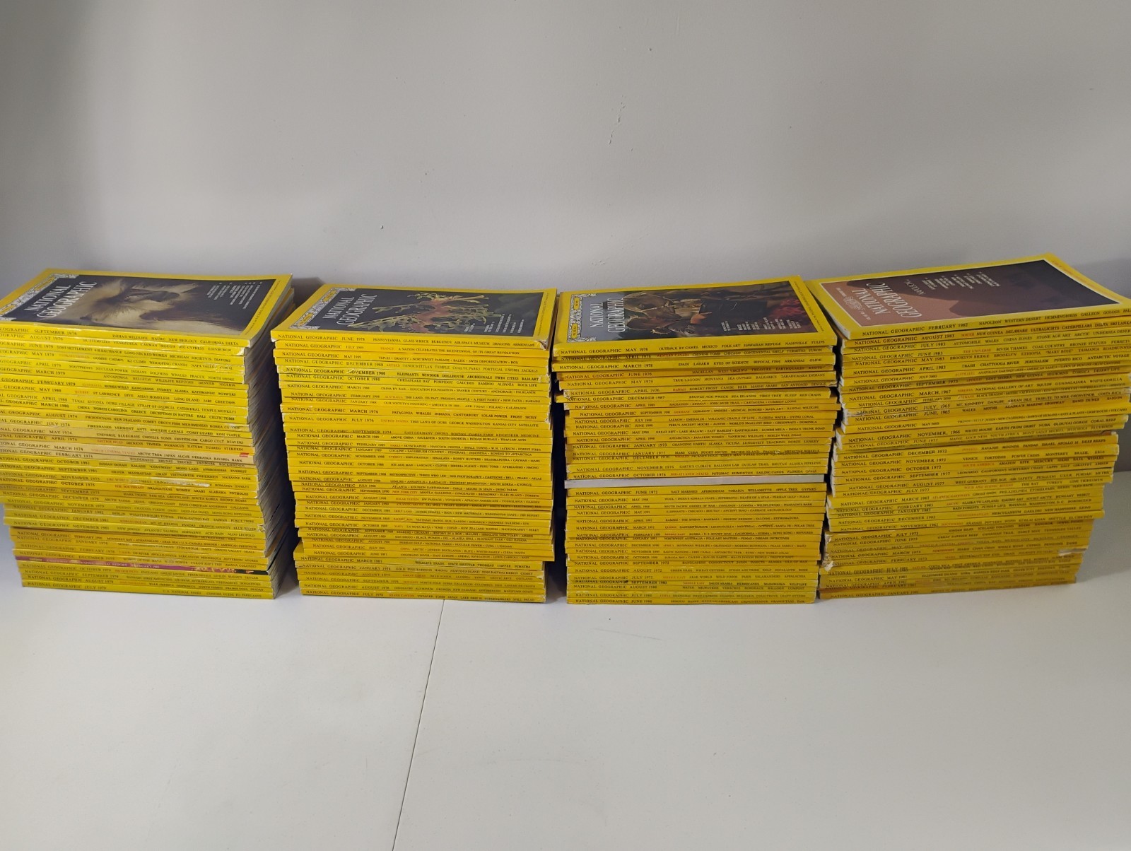 Lot 10 Vtg National Geographic Magazine Random Pick 1960s- 2000s No duplicates
