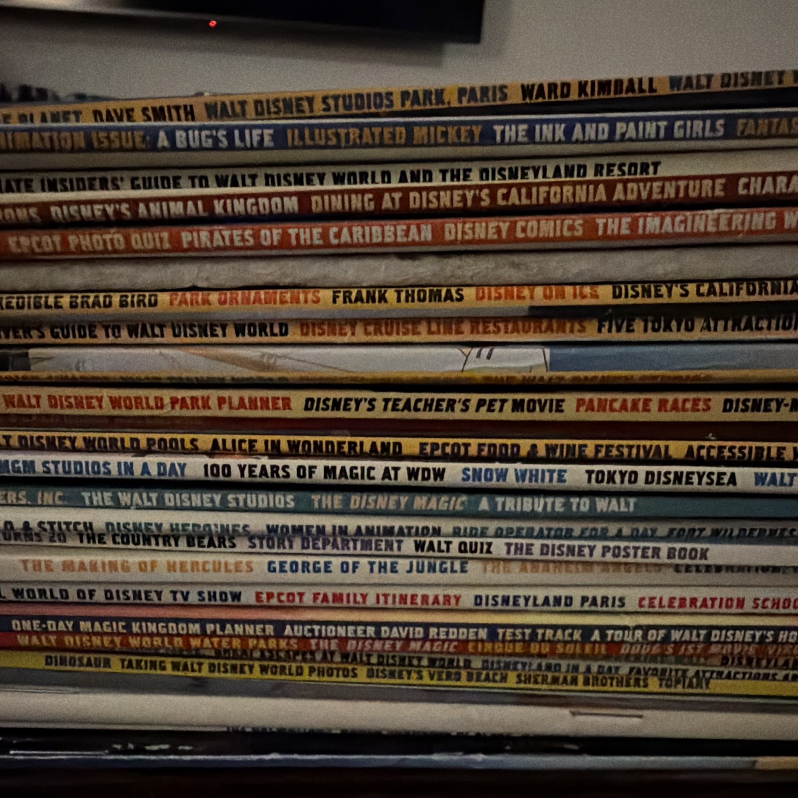 Disney Magazine Lot. 29 Magazines