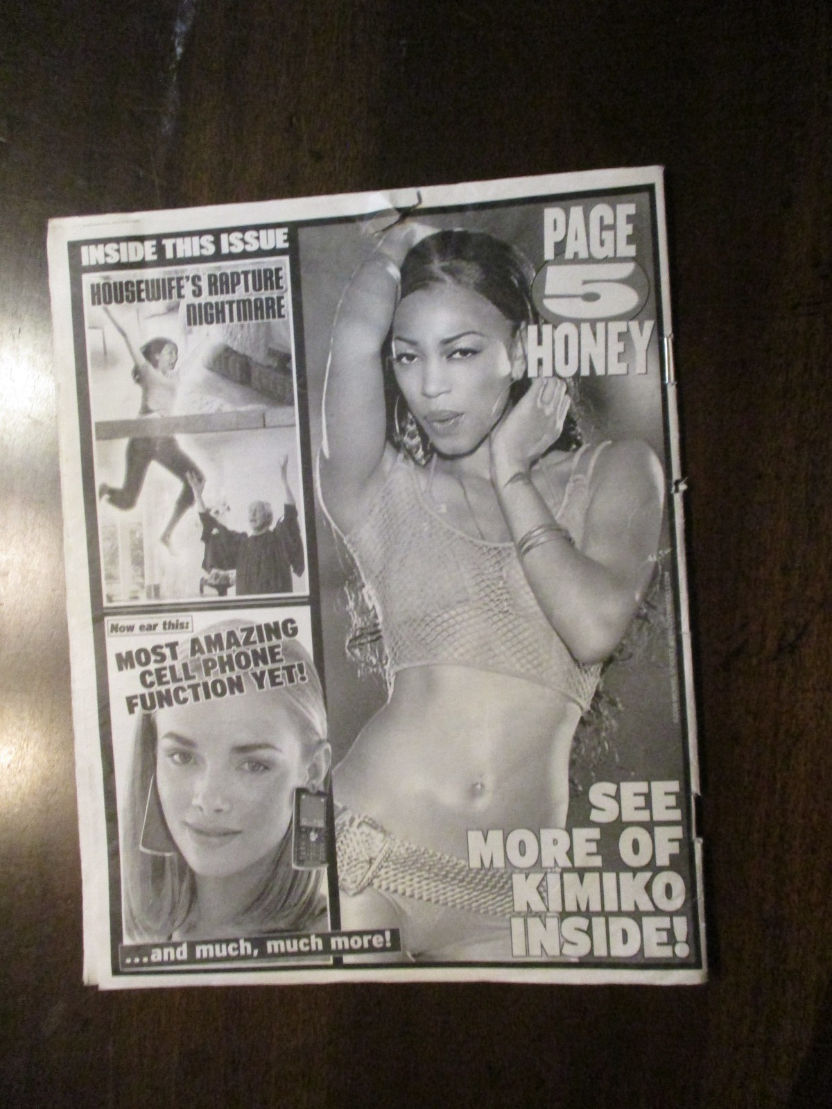 WEEKLY WORLD NEWS TABLOID MAGAZINE JUNE 26, 2006 MANFISH BEACH PARTY TERROR