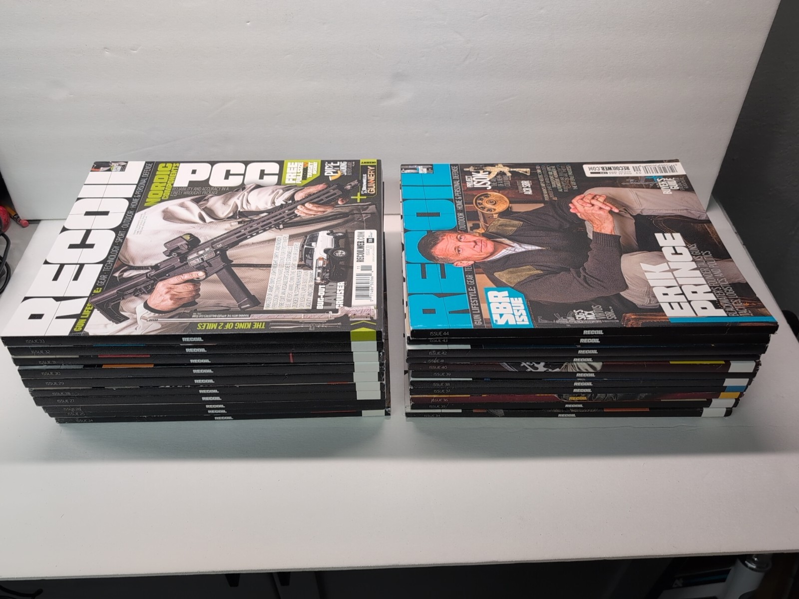 Lot Of 21 RECOIL Gun Lifestyle Magazines 2016-2019 RECOIL, Issues 24-44