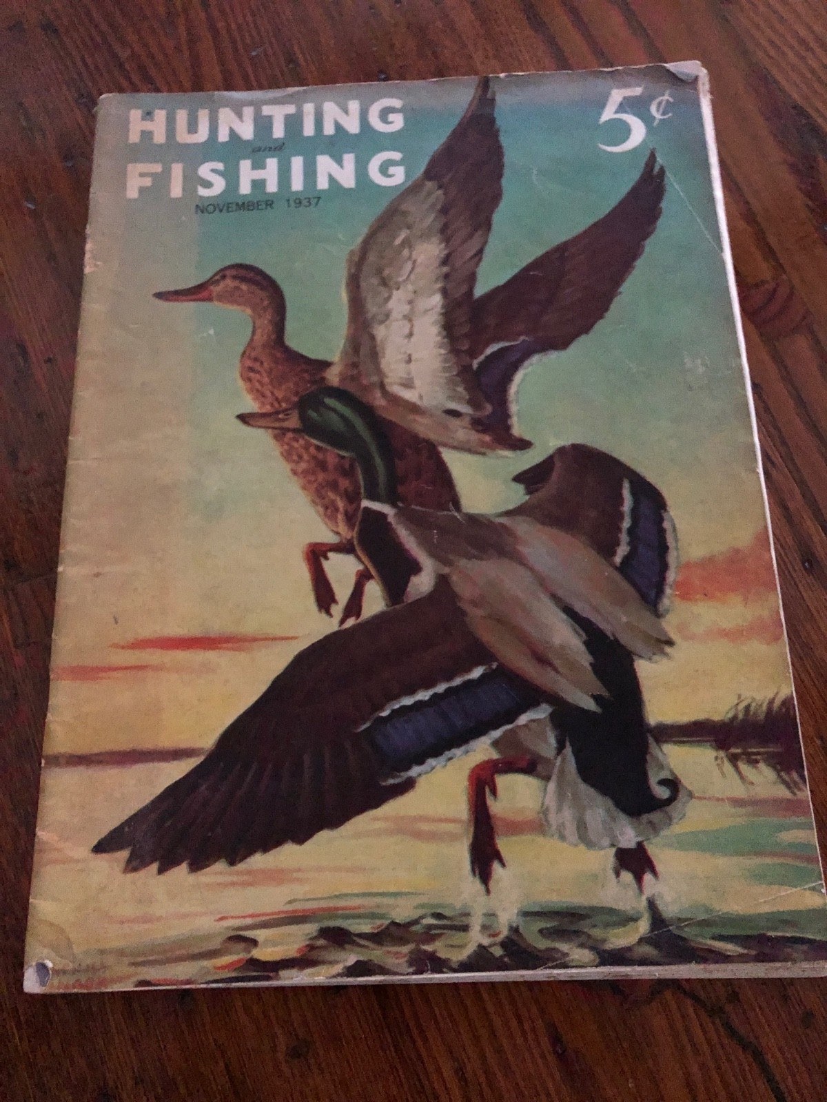 Vintage November 1937 Hunting and Fishing Magazine – nice 90-year-old find